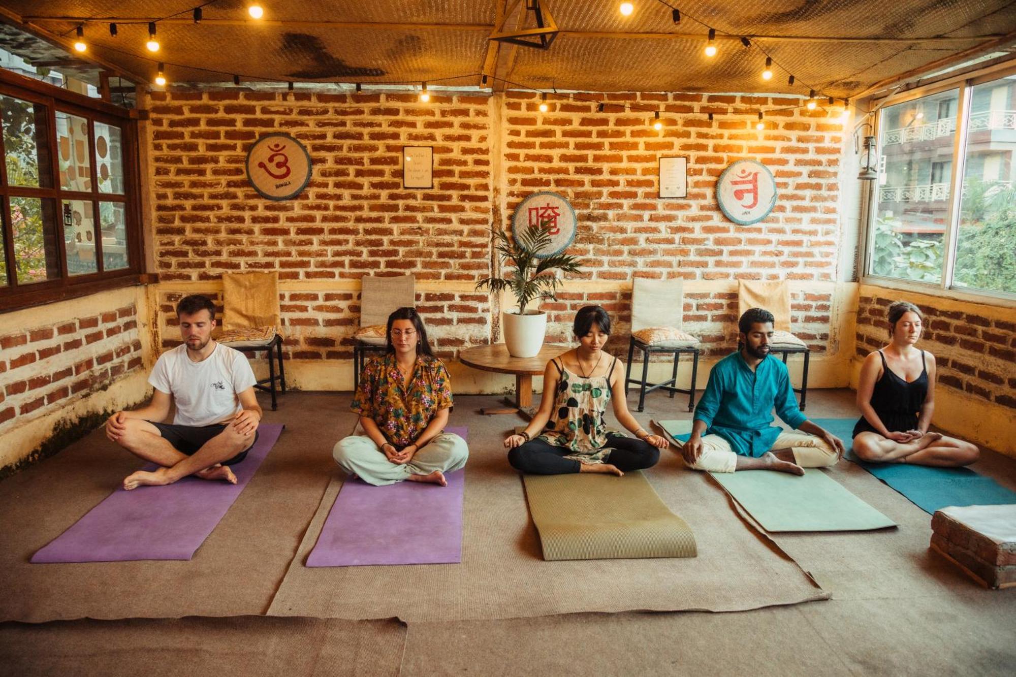 Gaurishankar Backpackers Hostel Pokhara Dış mekan fotoğraf
