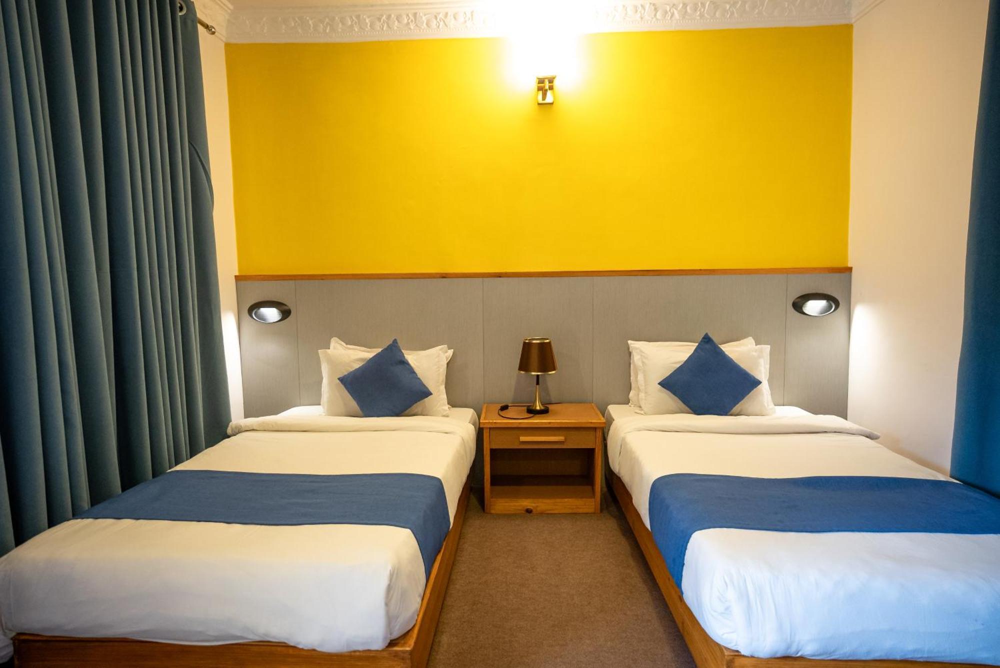 Gaurishankar Backpackers Hostel Pokhara Dış mekan fotoğraf