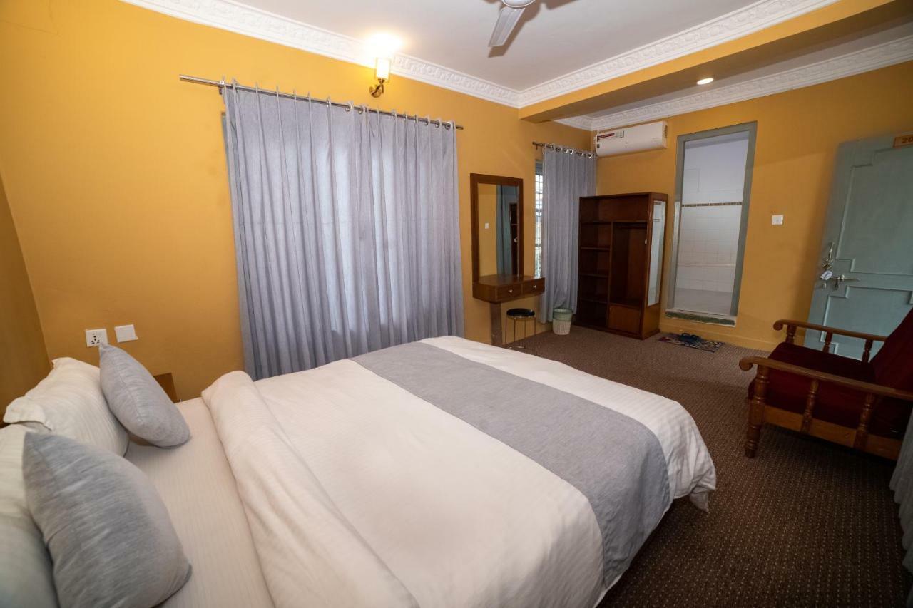 Gaurishankar Backpackers Hostel Pokhara Dış mekan fotoğraf