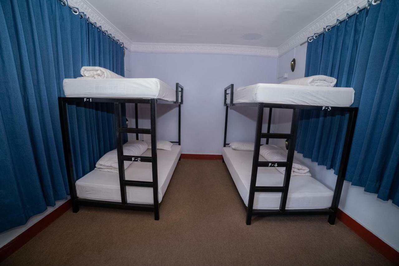 Gaurishankar Backpackers Hostel Pokhara Dış mekan fotoğraf