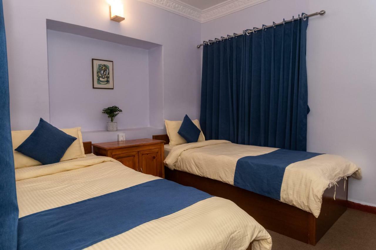 Gaurishankar Backpackers Hostel Pokhara Dış mekan fotoğraf